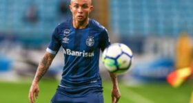 Everton Soares